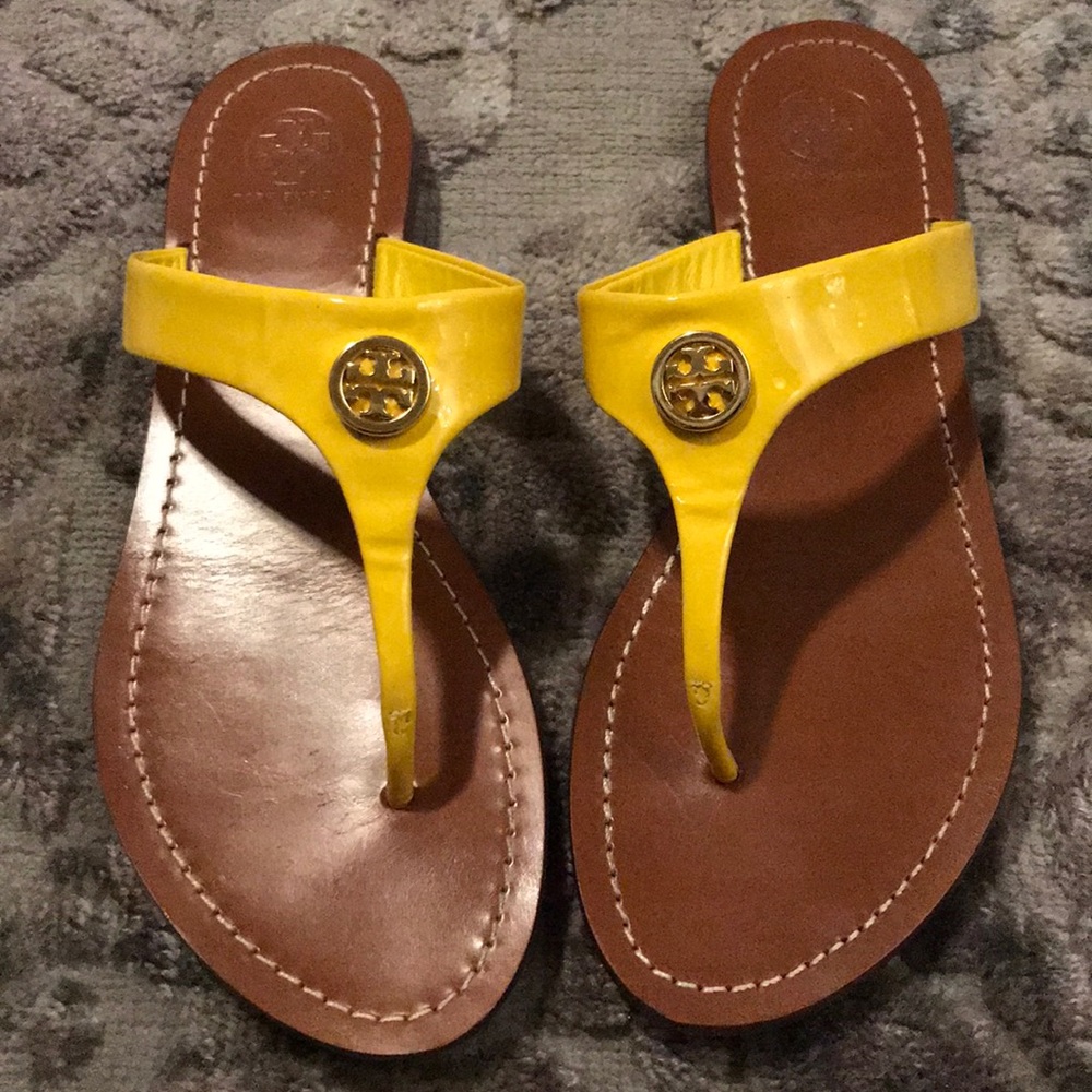 TORY BURCH Flat Sandals!